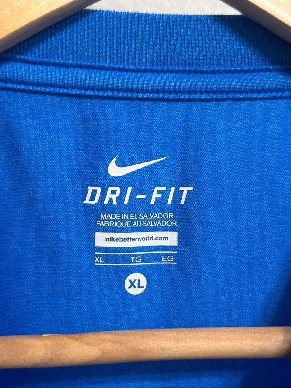 Nike Youth Boys Blue and Black Topographical Map Dri-Fit T-Shirt. Size XL - Picture 5 of 7